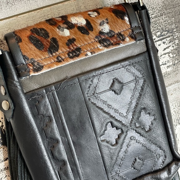 Leopard & metallic 8”x6”x3” Leather purse made in USA
A true statement piece! - Picture 6 of 15